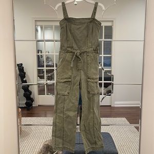 Chelsea and Violet adorable overalls! Girls size M